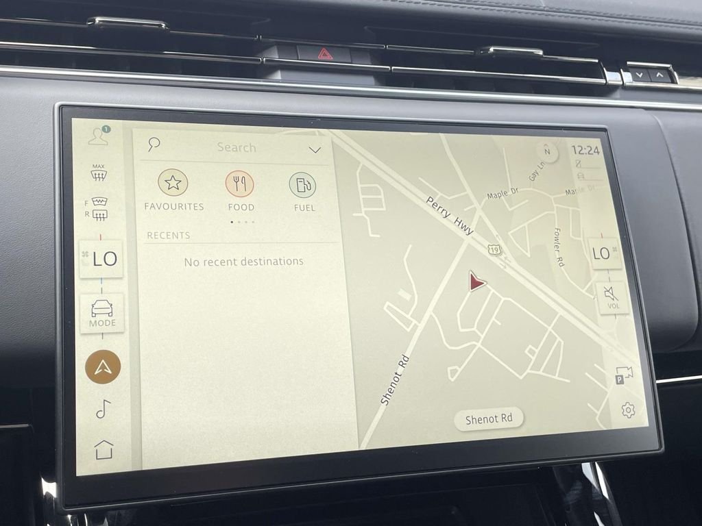 New 2026 Fuji White Land Rover Dynamic SE image 28