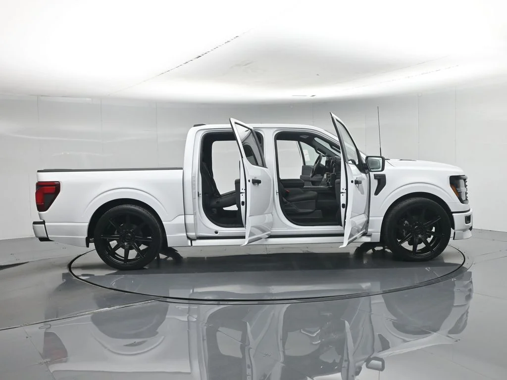 New 2026 Oxford White Ford STX image 4