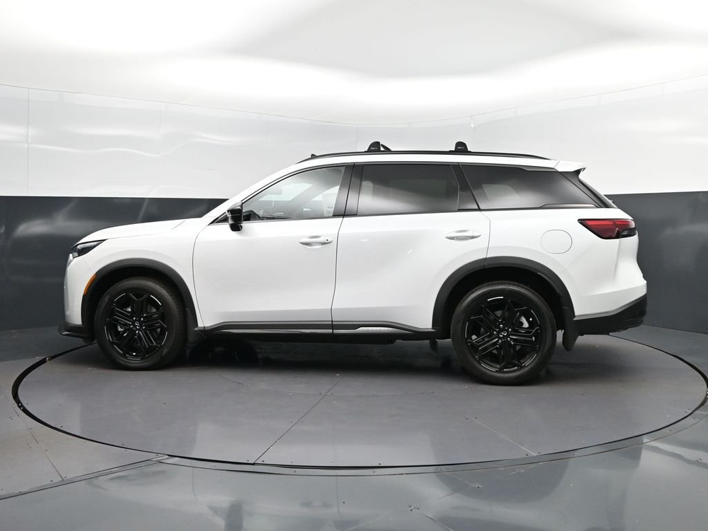 New 2027 RADIANT WHITE INFINITI Sport AWD image 4