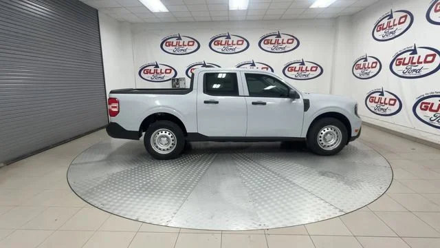 New 2026 Space White Metallic Ford XL image 7
