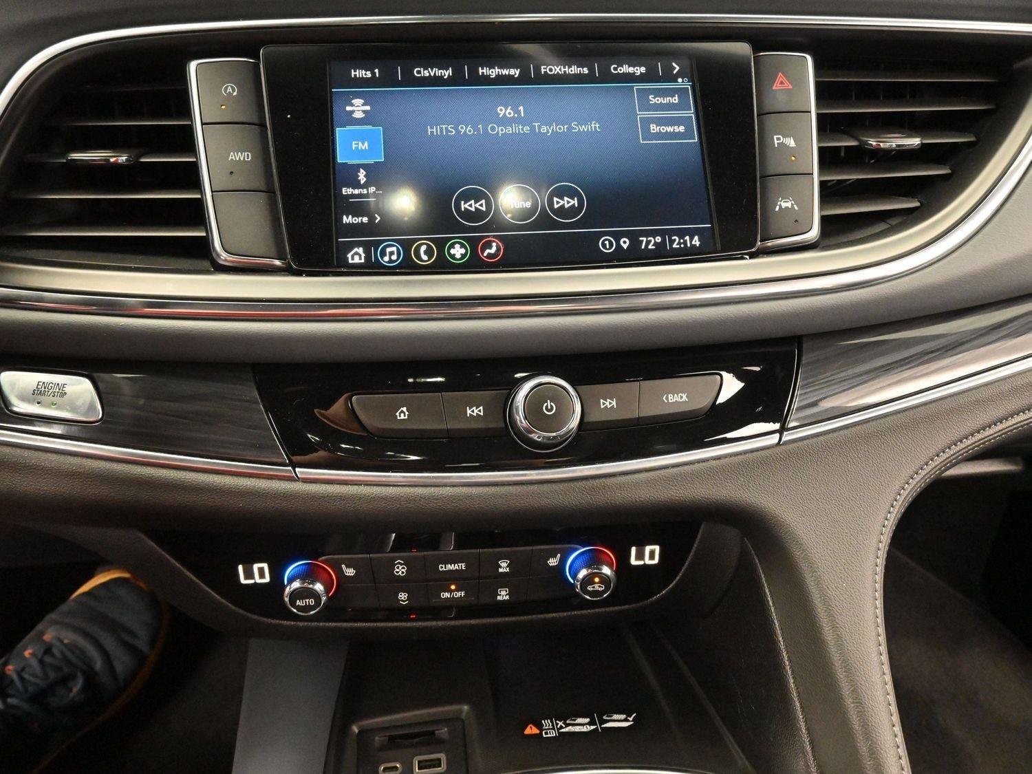 2022 Buick Enclave Essence - Photo 22