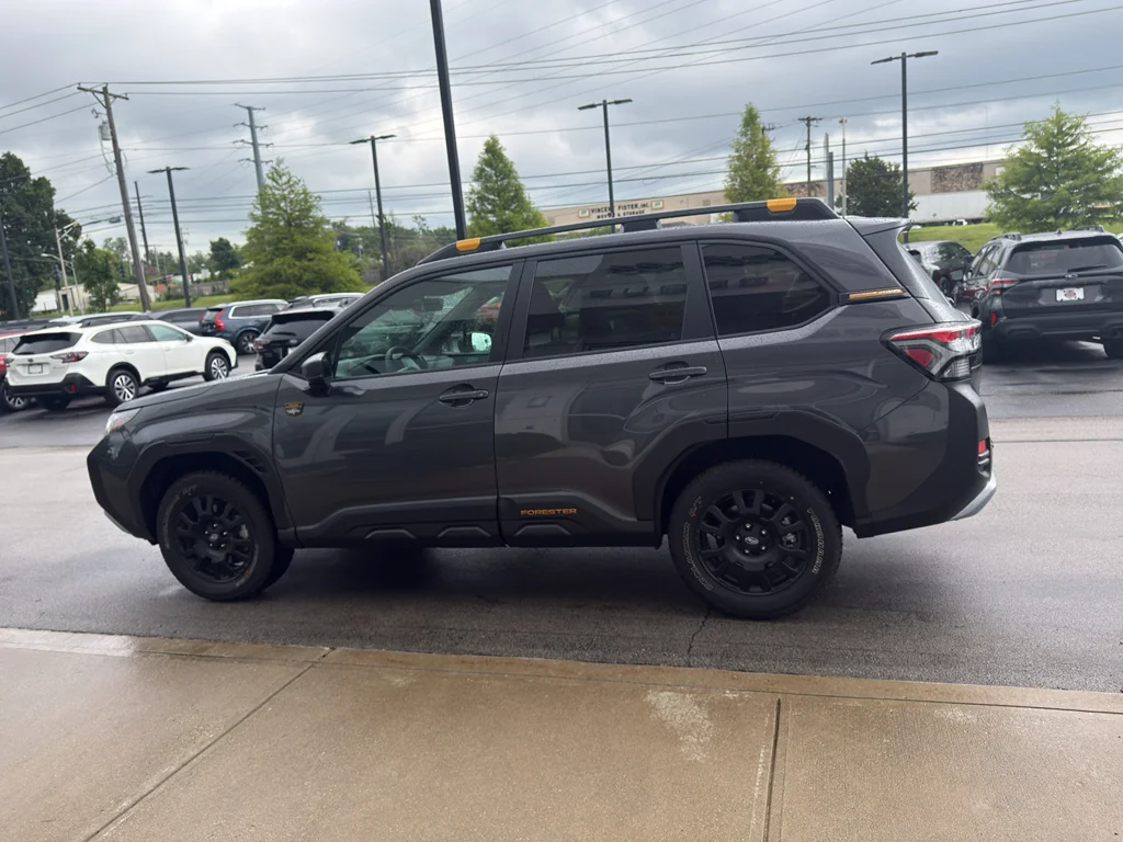 Used 2026 MAGNETITE GRAY METALLIC Subaru Wilderness image 6