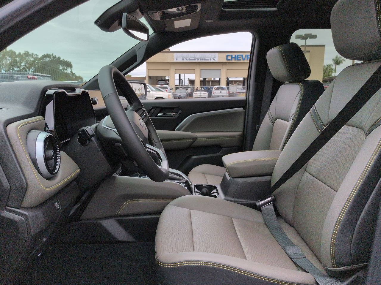 2026 Chevrolet Colorado ZR2 - Photo 20