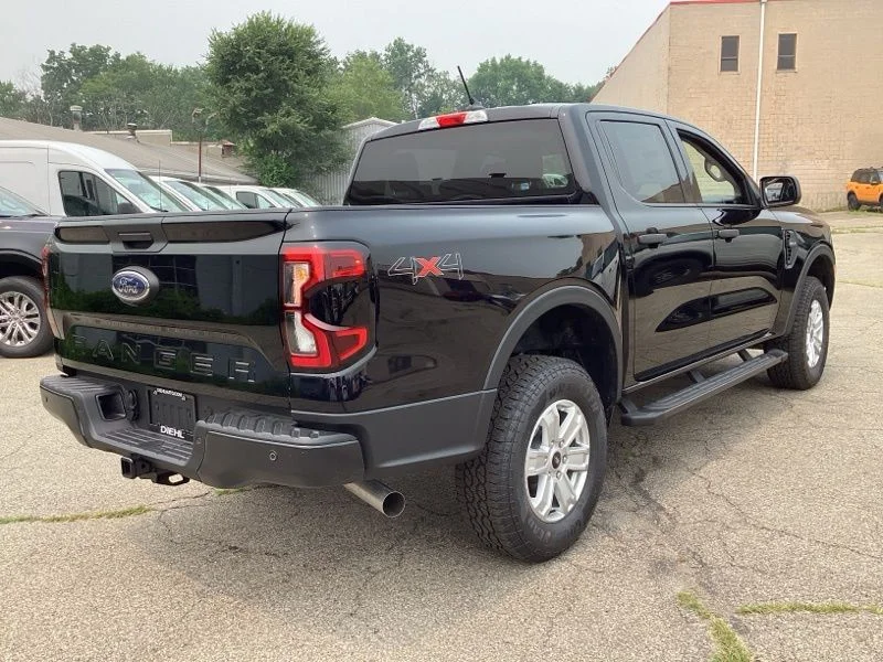 New 2026 Black Ford XL image 11