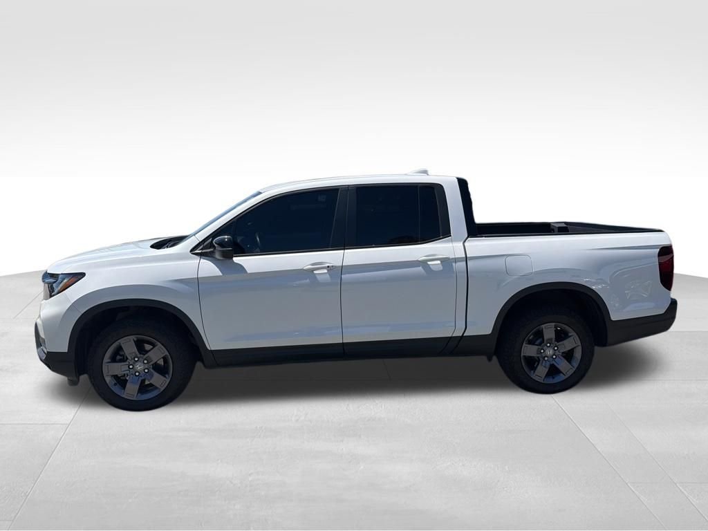 Used 2024 White Honda TrailSport image 2