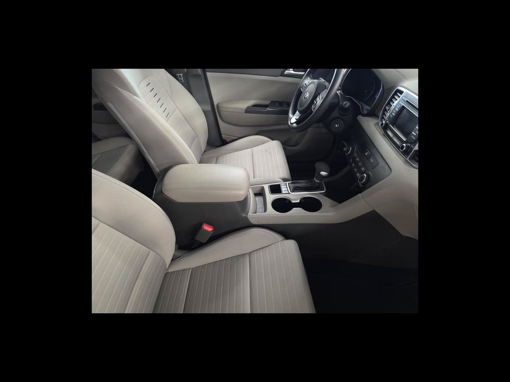 Used 2018 Silver Kia LX image 18