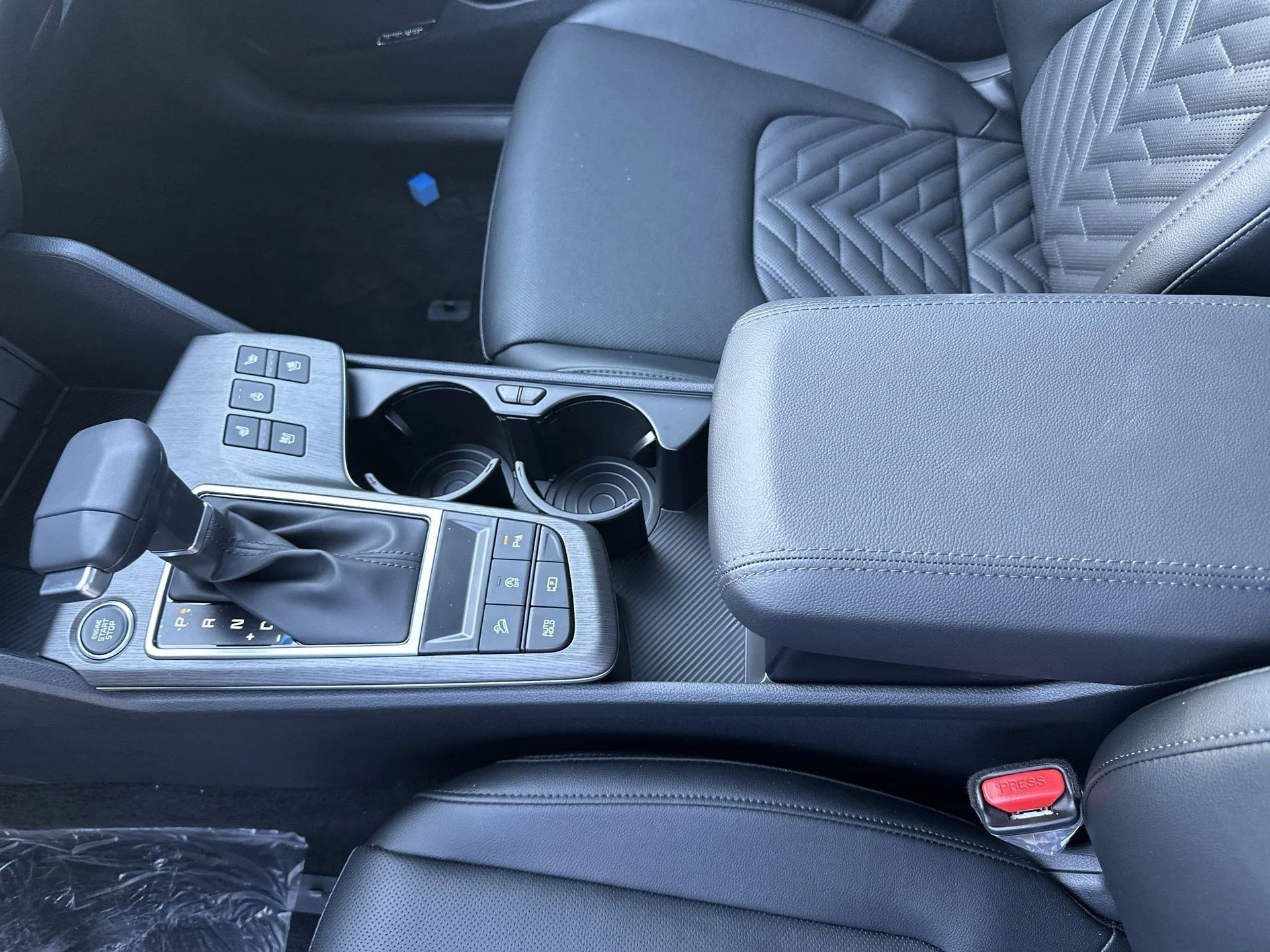 New 2026 Wolf Gray Kia X-Pro Prestige image 23