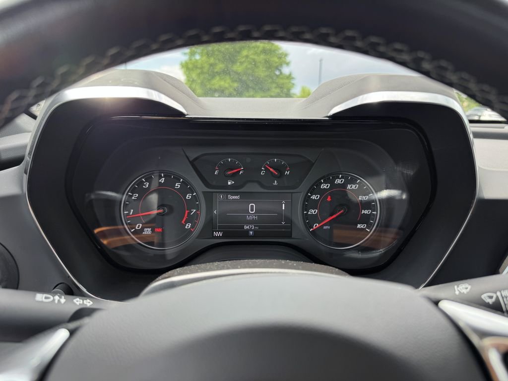 Used 2021 White Chevrolet 1LT image 17