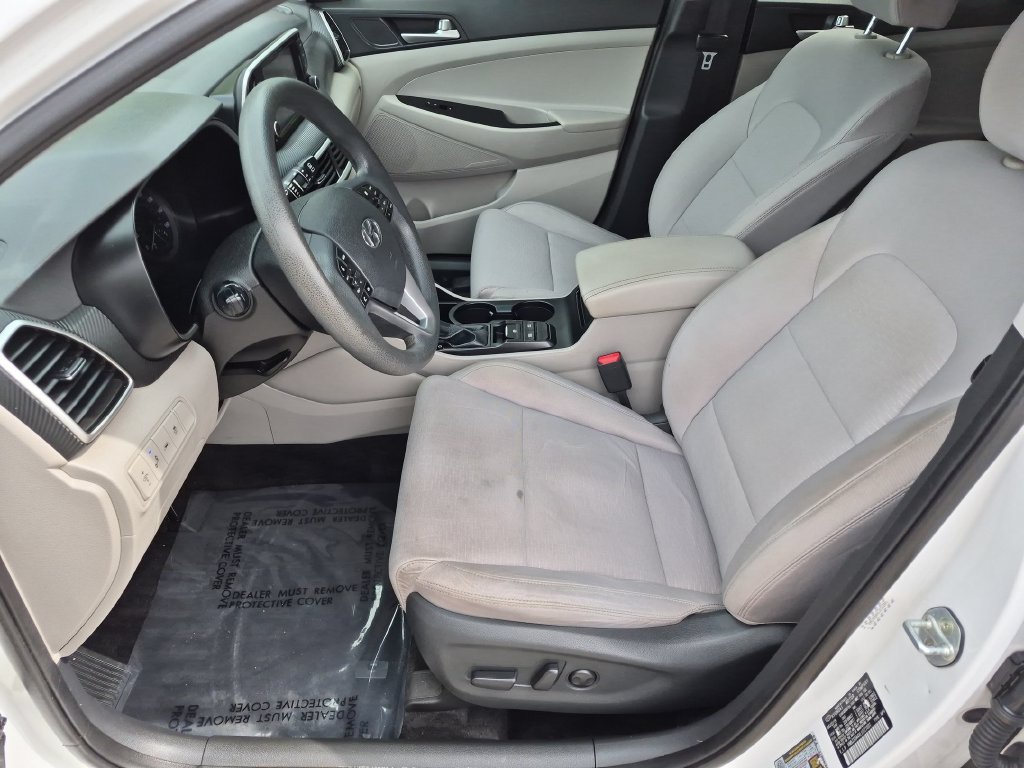Used 2020 White Hyundai Value image 15