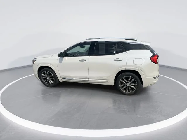Used 2020 White GMC Denali image 6