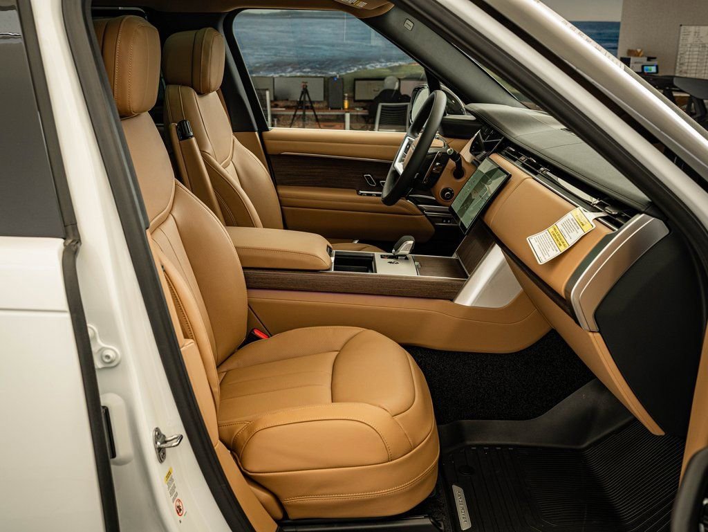 2026 Land Rover Range Rover SE - Photo 23