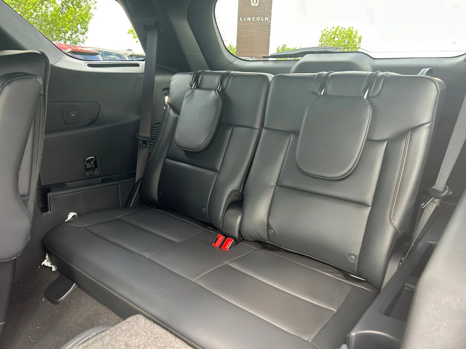 New 2026 Carbonized Grey Metallic Ford Tremor image 19