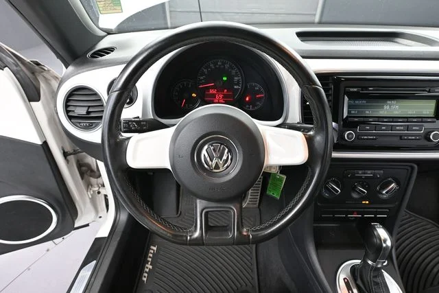 2012 Volkswagen Beetle 2.0 - Photo 23