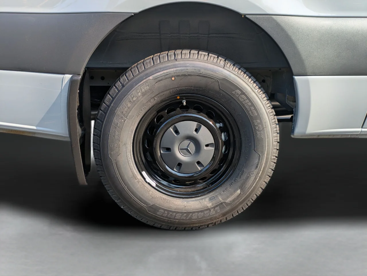 2025 Mercedes-Benz Sprinter Crew Van Base - Photo 10