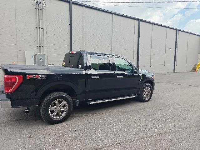 Used 2022 Black Ford XLT image 3
