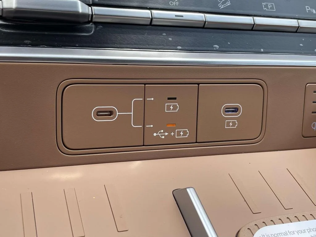 New 2026 Black Hyundai Limited image 33