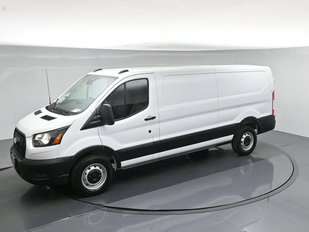New 2026 Oxford White Ford Base image 38
