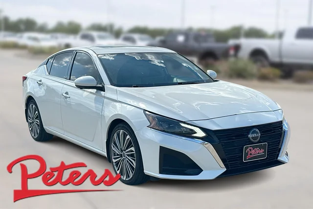 2023 Nissan Altima 2.5 SL