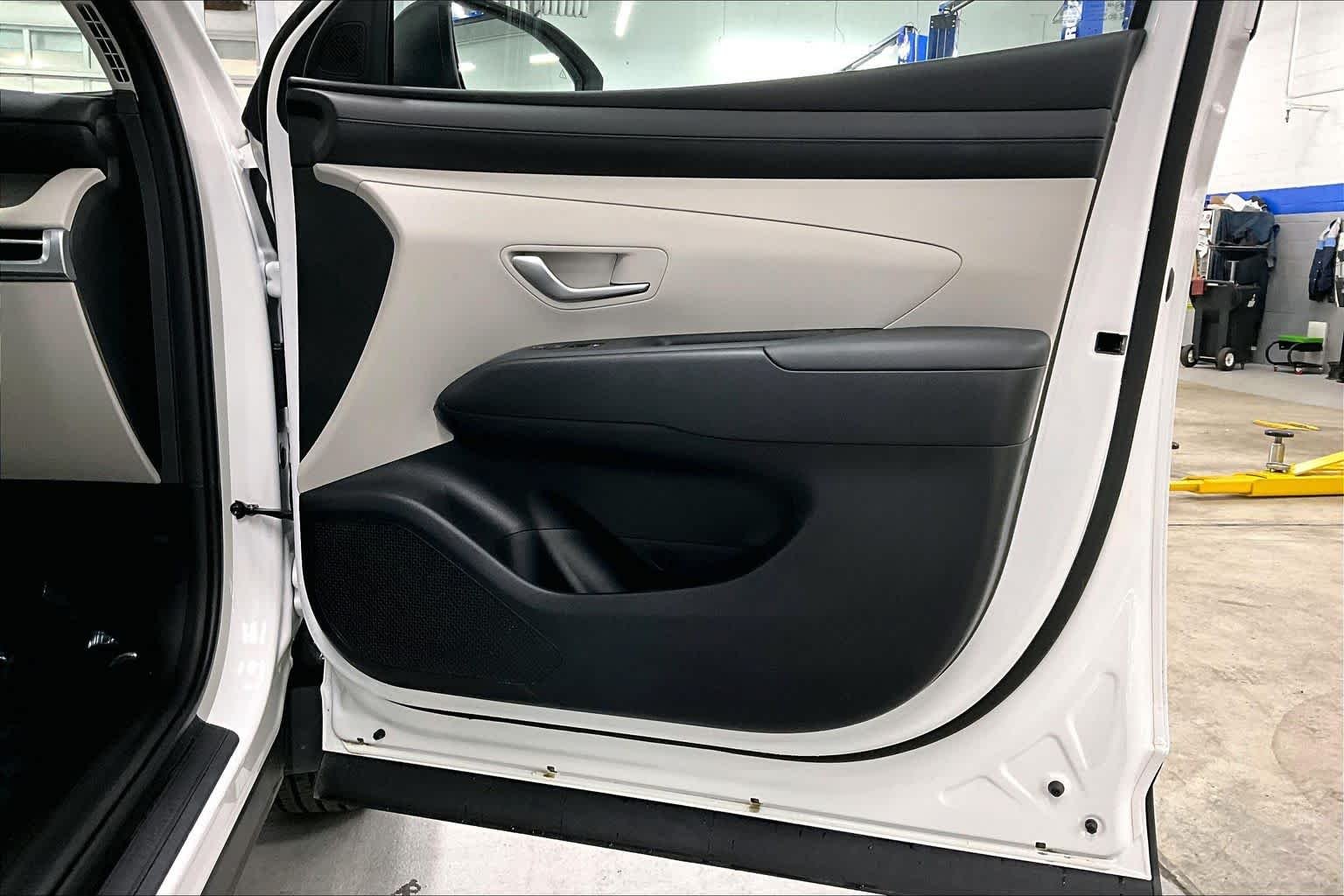 Used 2026 Serenity White Pearl Hyundai SEL image 23