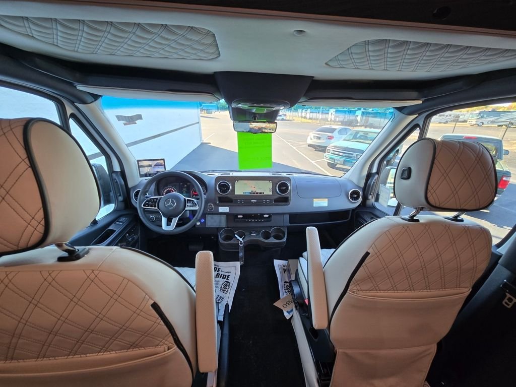2024 Mercedes-Benz Sprinter Cargo Van Base - Photo 7