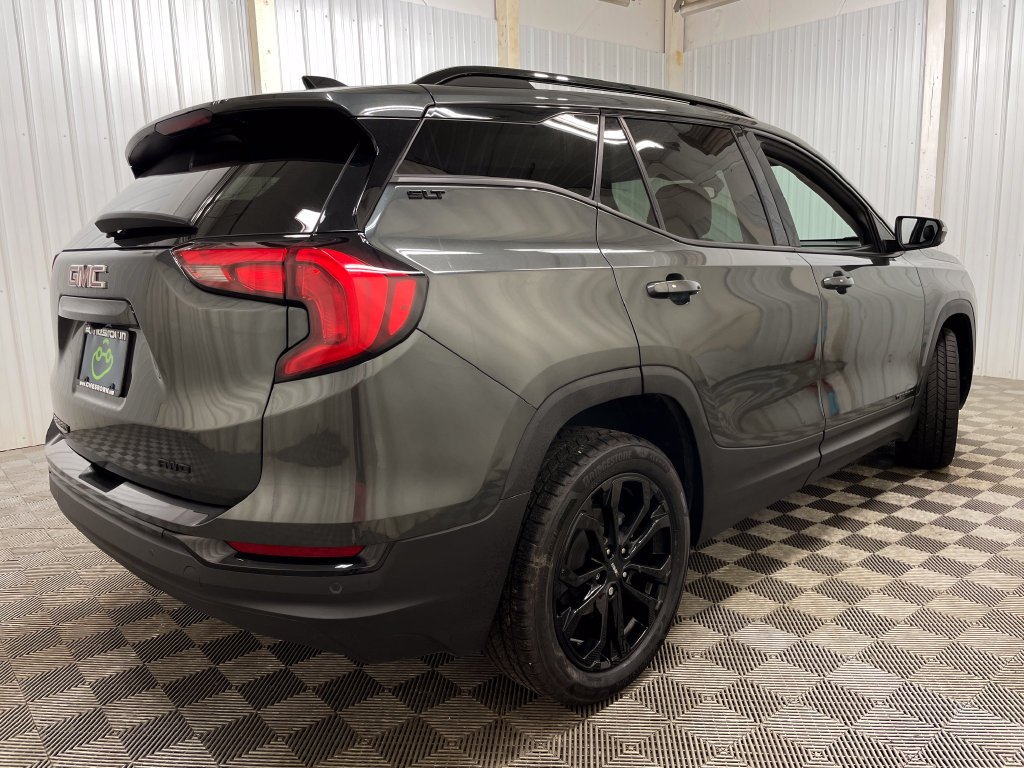 Used 2021 GRAPHITE GRAY METALLIC GMC SLT image 20
