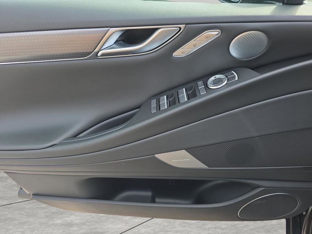 New 2026 Gray Genesis 2.5T SPORT PRESTIGE image 15