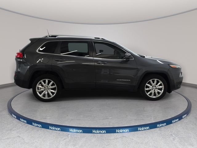 Used 2016 Gray Jeep Limited image 5