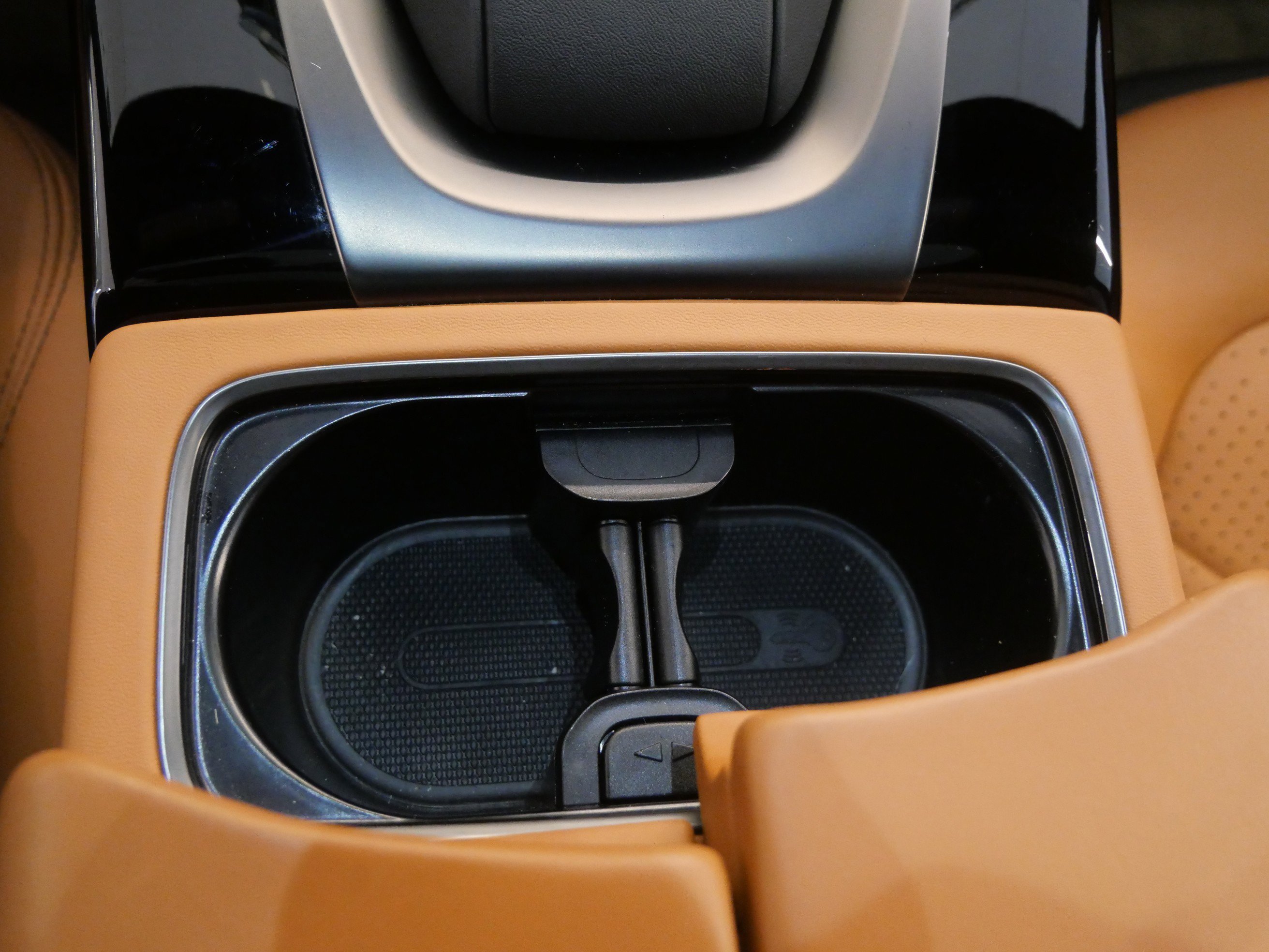 Used 2023 Blue Aston Martin AWD image 29