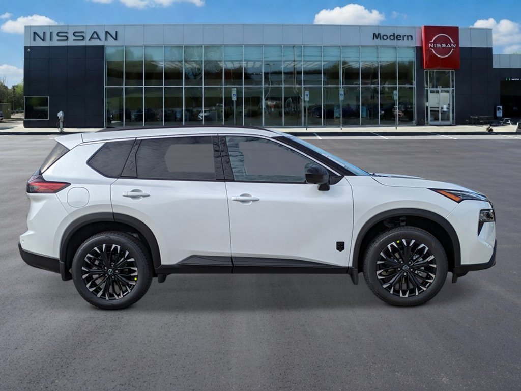 New 2026 Everest White Pearl Tricoat Nissan Dark Armor image 6
