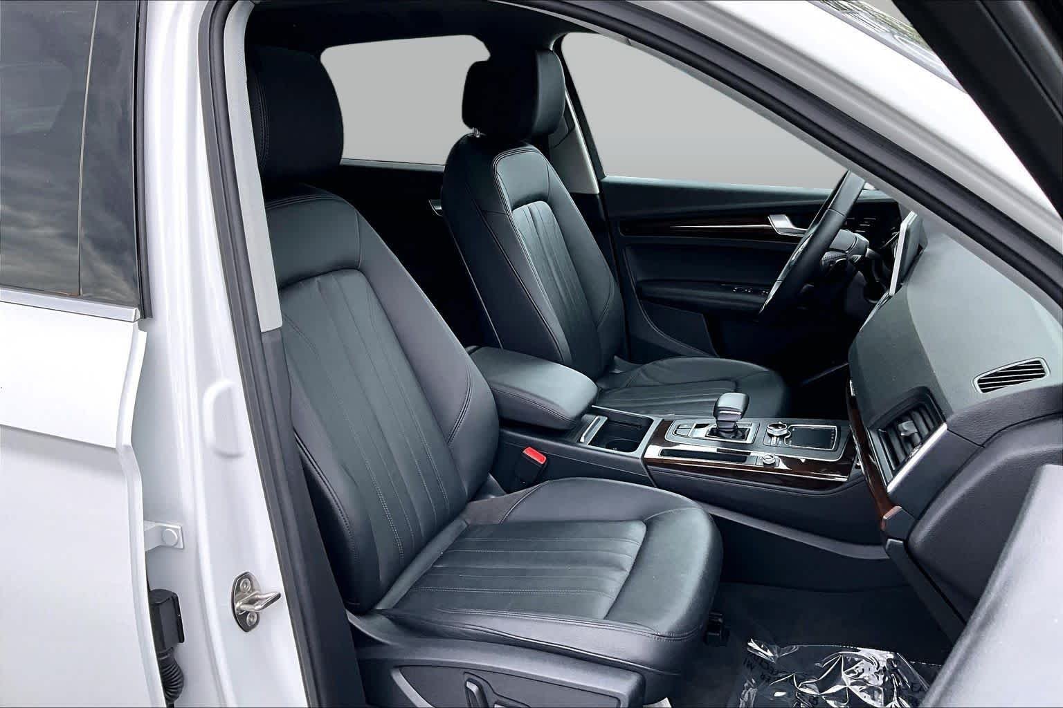 Used 2019 Ibis White Audi Premium Plus image 8