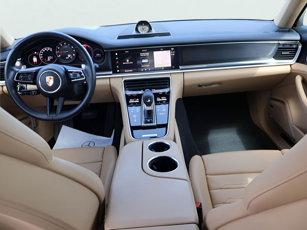 Used 2023 Aventurine Green Metallic Porsche 4 Platinum Edition image 17