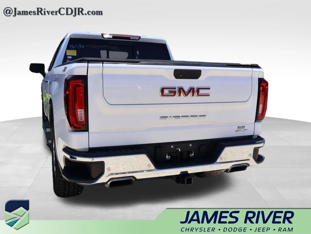 Used 2019 White GMC SLT image 17