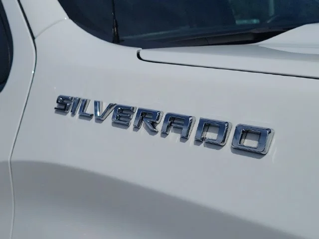 2024 Chevrolet Silverado 1500 LT - Photo 7