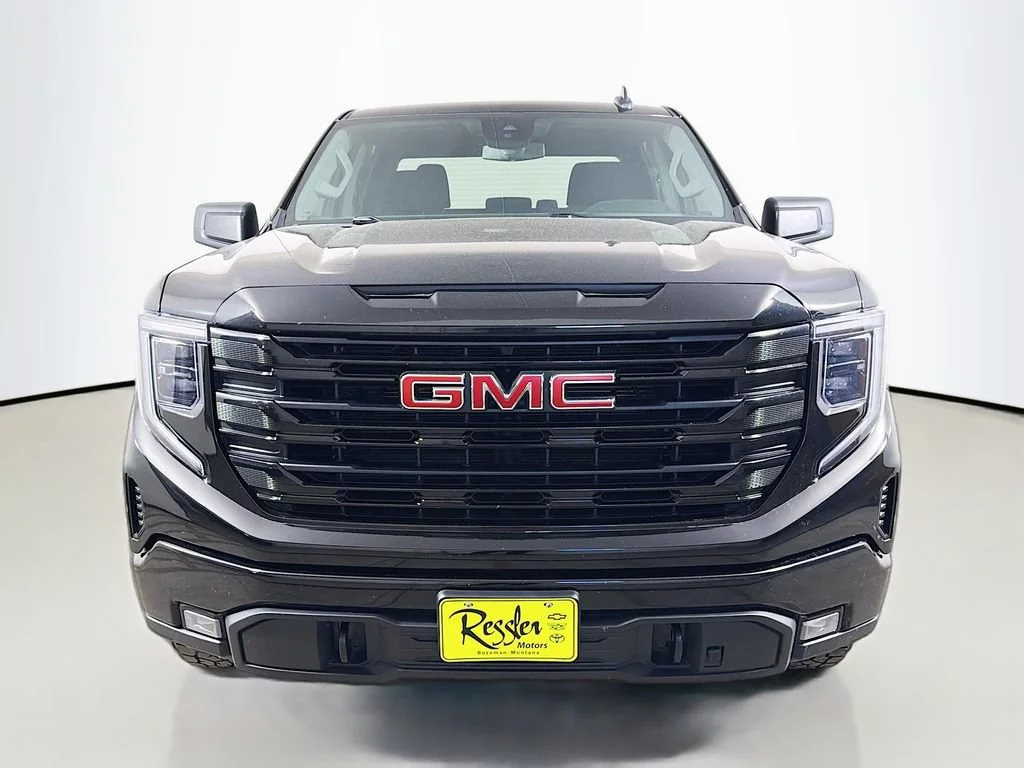 Used 2023 Onyx Black GMC Elevation image 2
