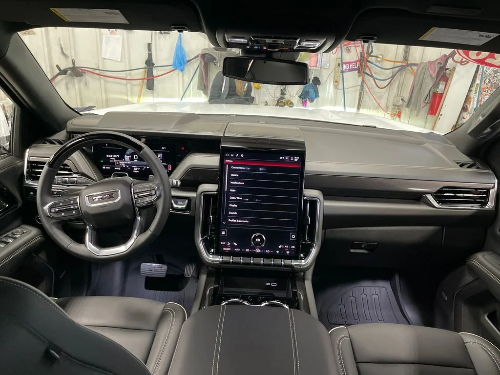 Used 2026 White GMC Elevation image 18