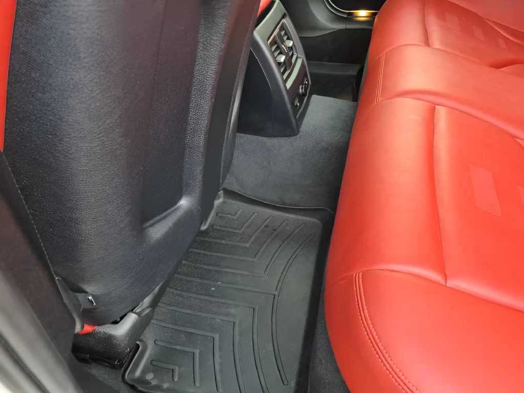 Used 2018 White BMW Base image 32