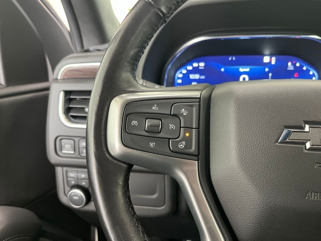 Used 2022 Summit White Chevrolet Z71 image 6