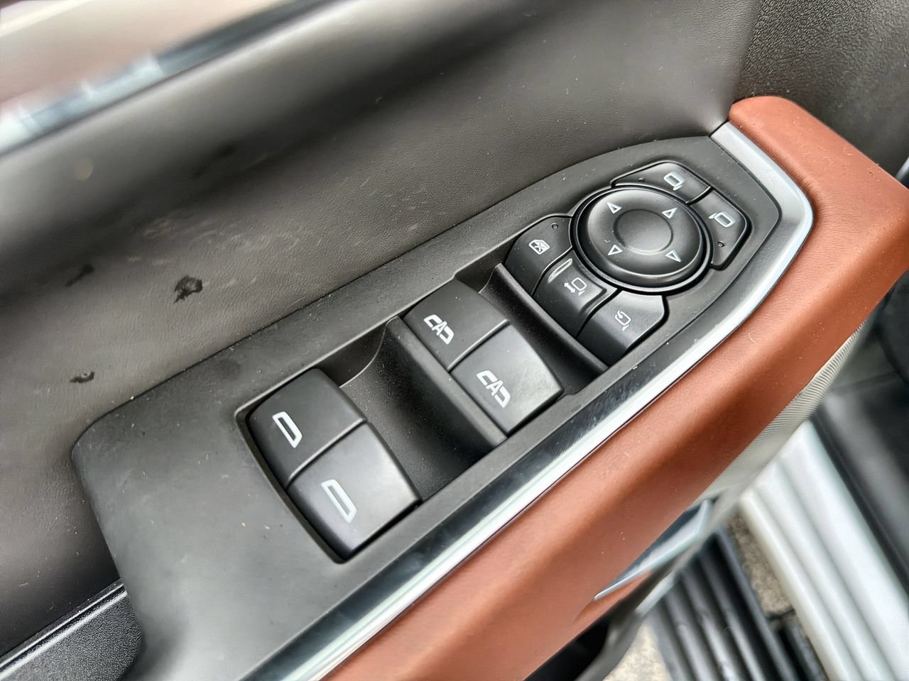 2026 GMC Sierra 2500HD Denali Ultimate - Photo 19