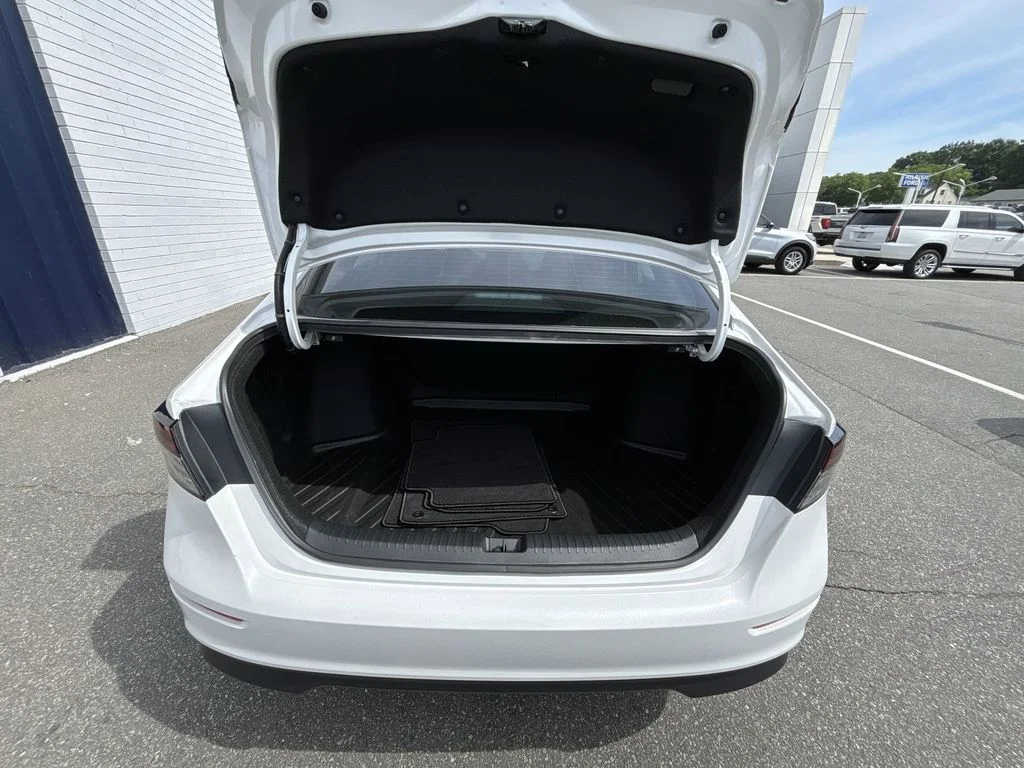 Used 2025 White Honda Sport image 22