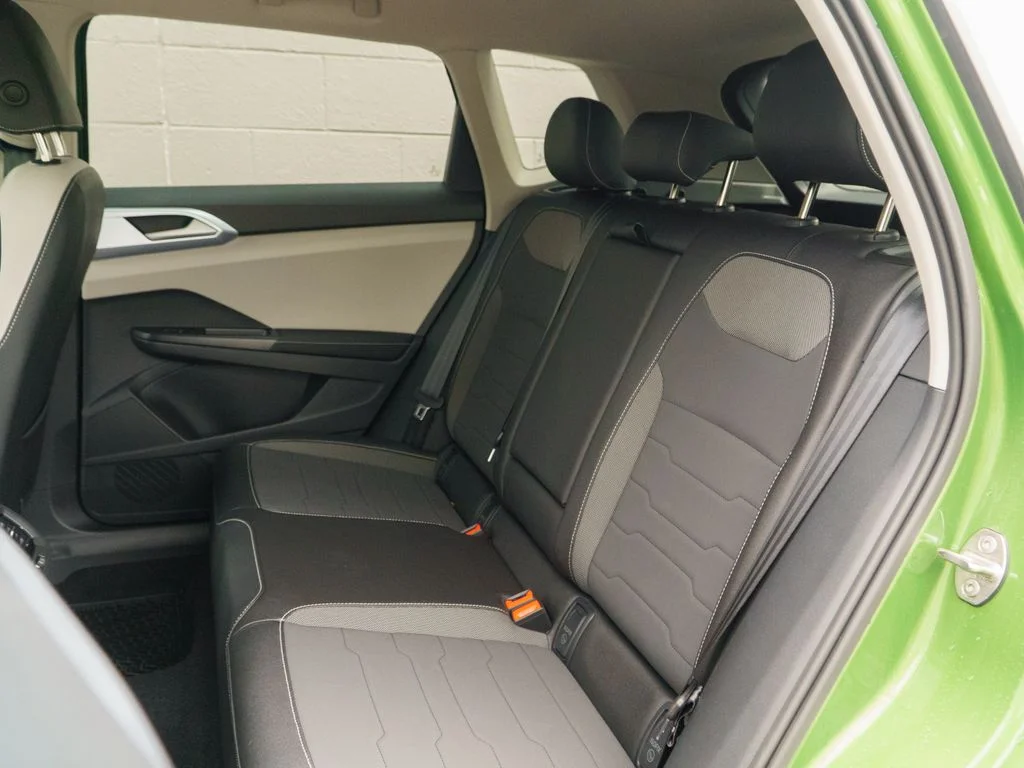 New 2026 Green Volkswagen 1.5T SE image 9