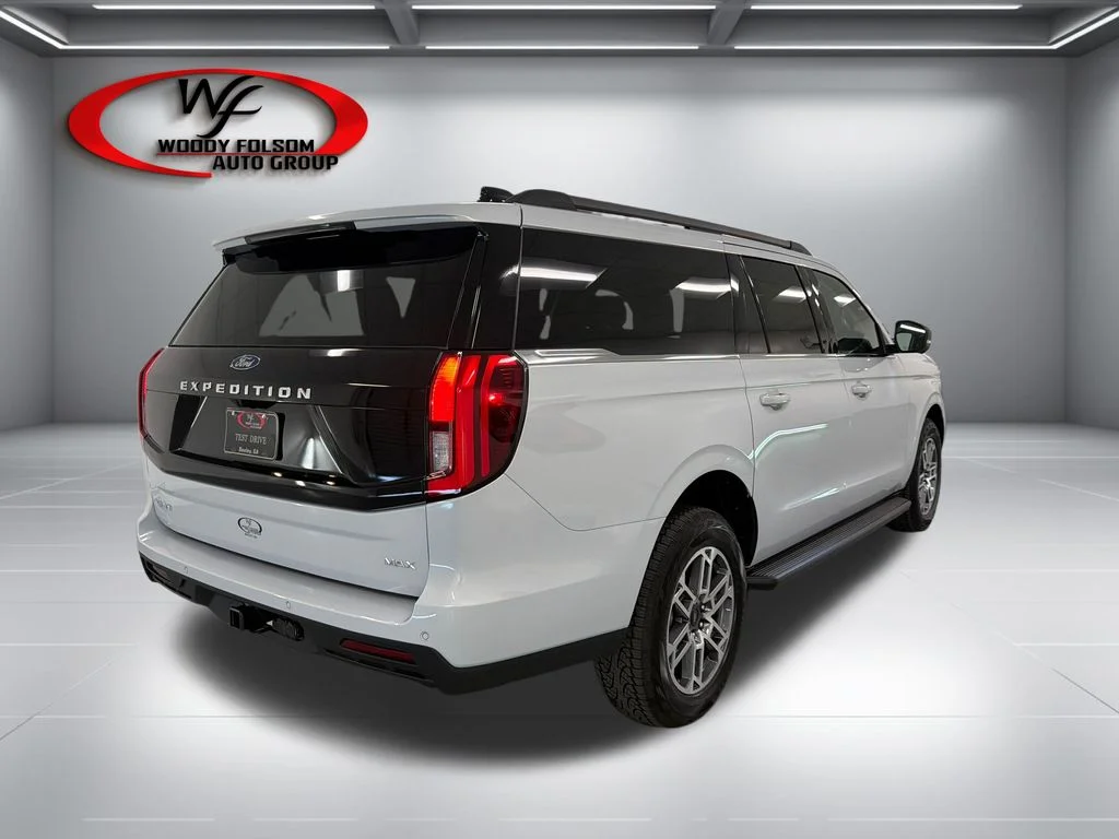 New 2026 Space Silver Metallic Ford MAX Active image 6