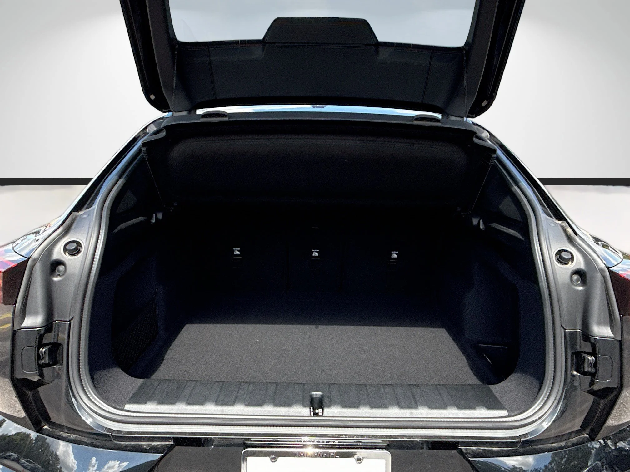 New 2026 Black Sapphire Metallic BMW xDrive28i image 12