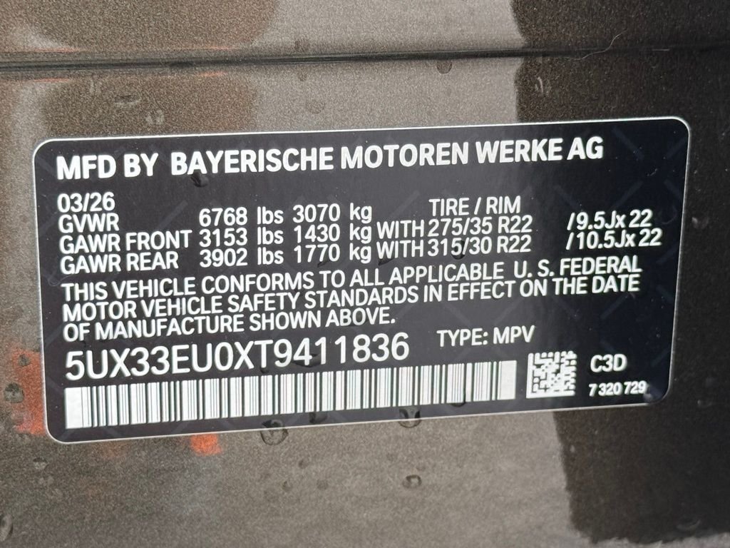 Used 2026 Green BMW M60i image 31
