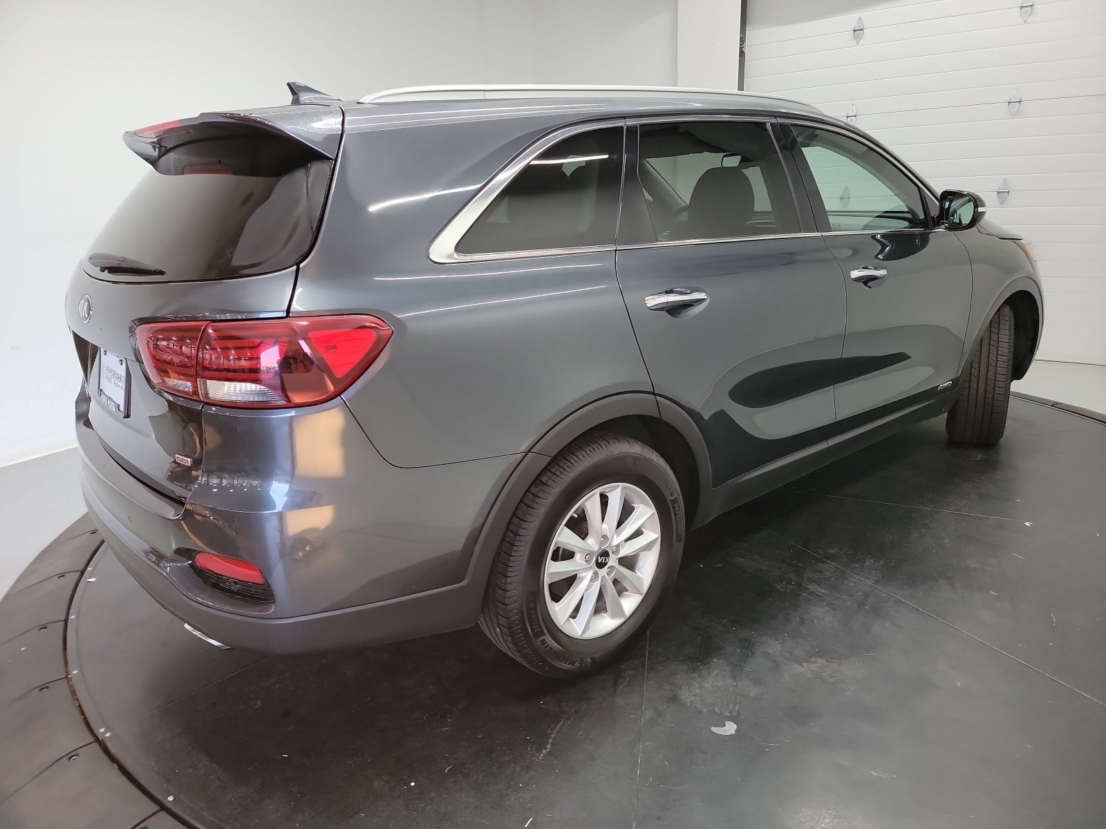 Used 2019 Gravity Grey Kia LX image 8