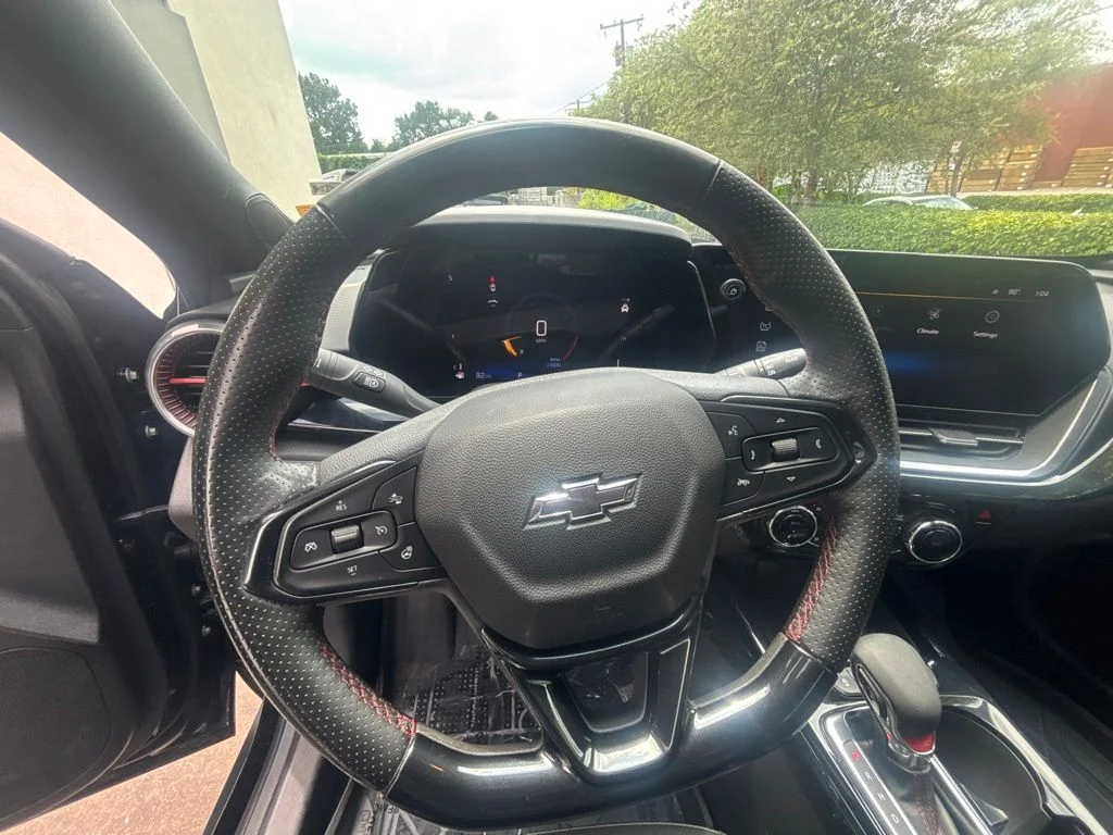 Used 2025 Black Chevrolet 2RS image 13