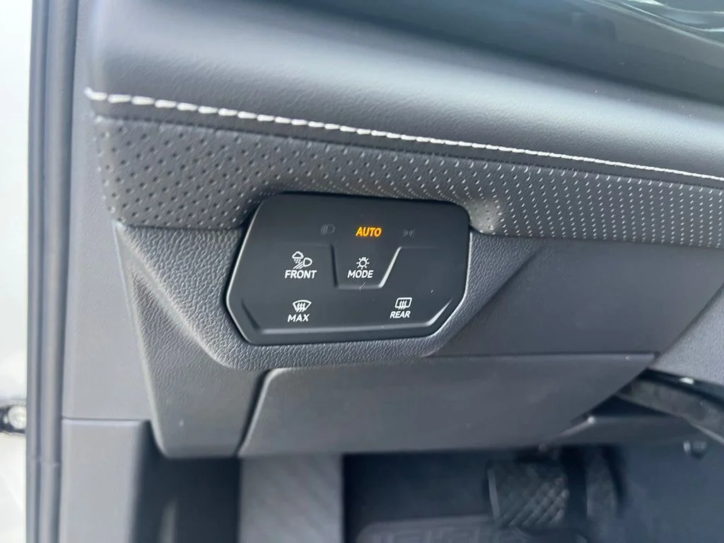 2026 Volkswagen Atlas Cross Sport SE w/Tech - Photo 56