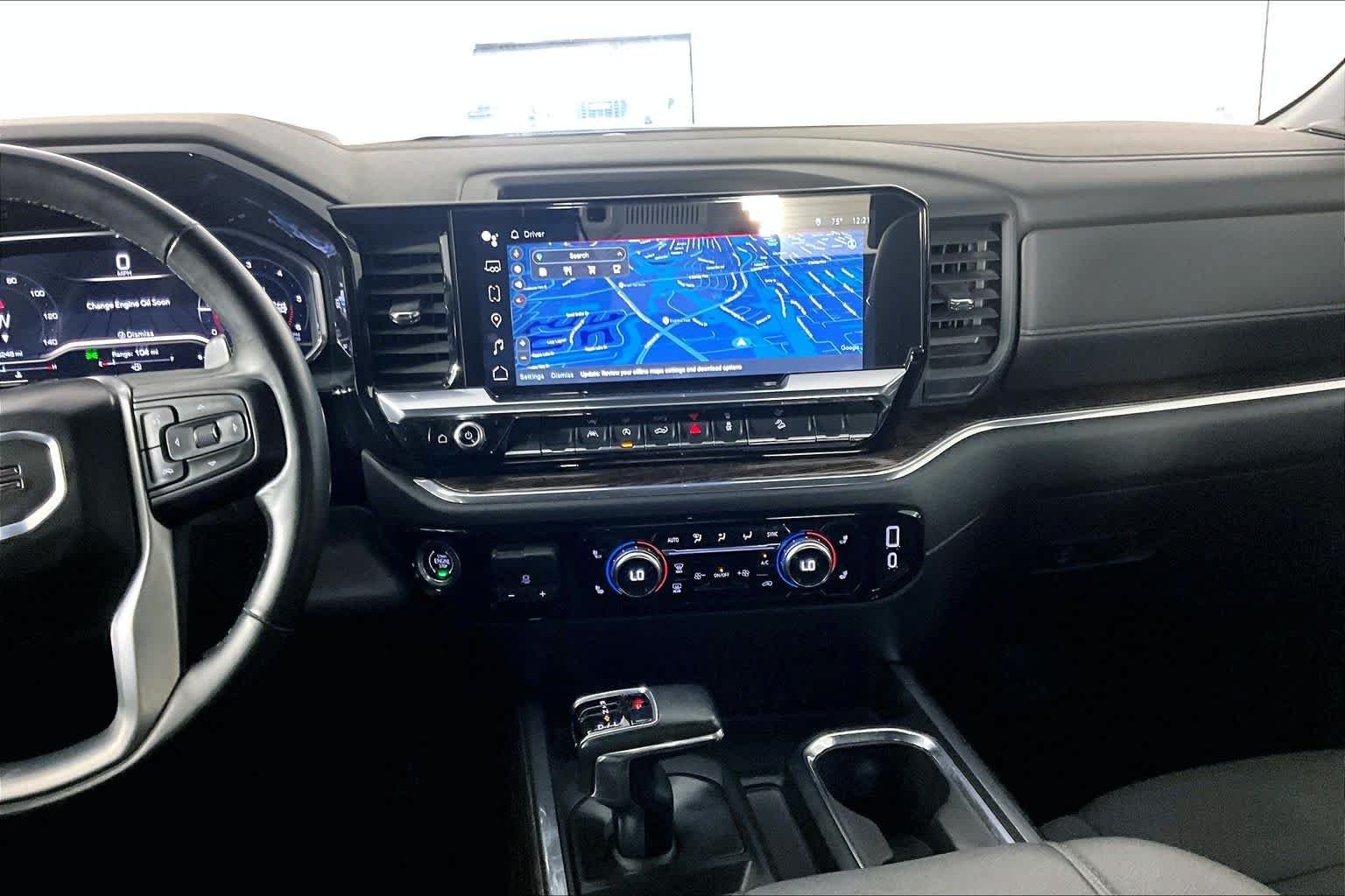 Used 2024 Onyx Black GMC Elevation image 7