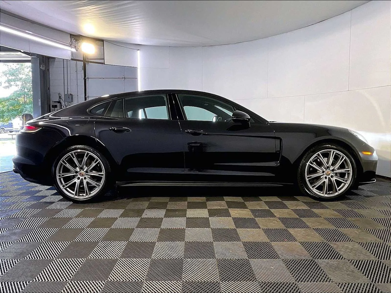 Certified Pre-Owned 2023 Porsche Panamera 4