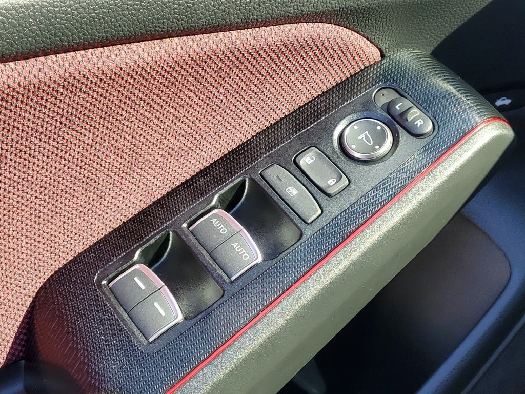 2025 Honda Civic Si - Photo 15