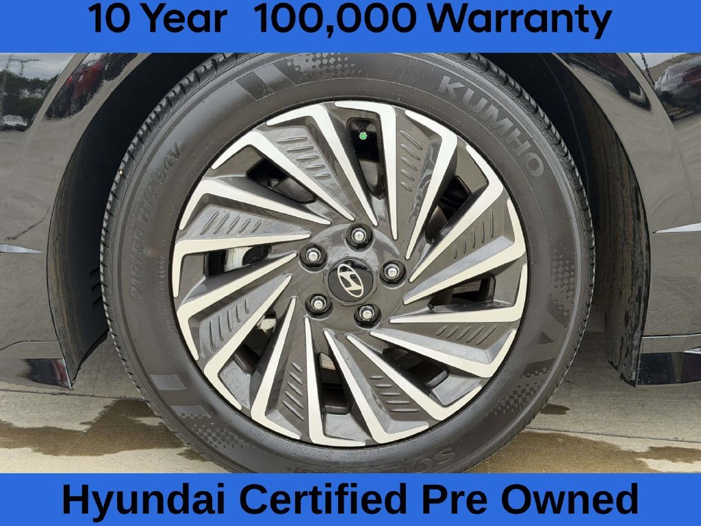 Certified Used 2026 Black Hyundai SEL image 8